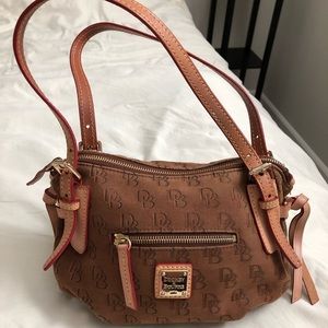 Dooney & Bourke Medium/Small Handbag